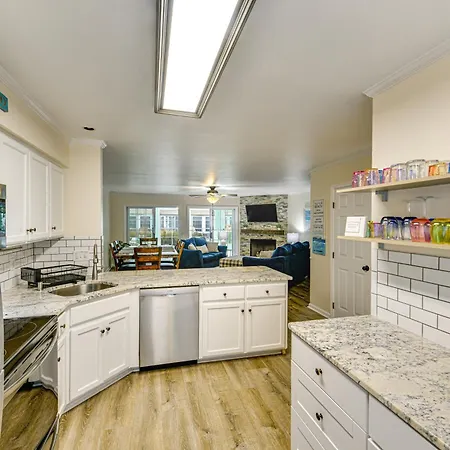 Luxe Updated Resort Escape Less Than 2 Mi To Rehoboth Beach Exterior foto